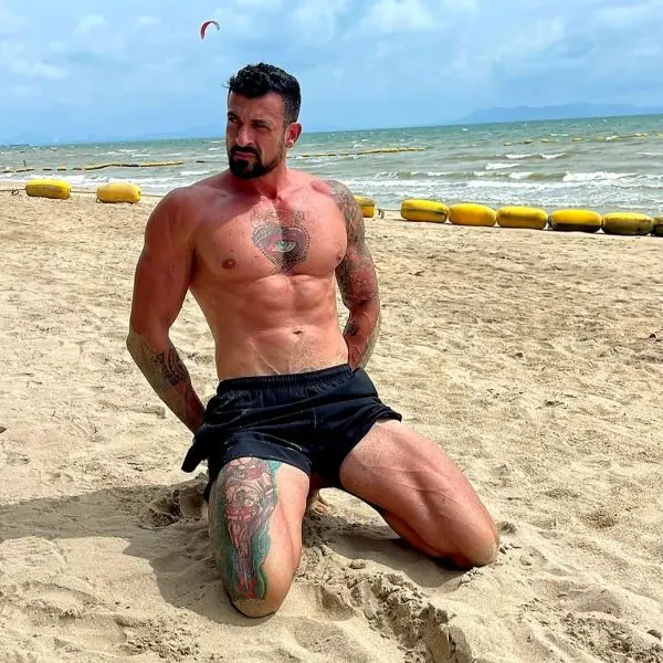 Photo de profil d'un homme adulte