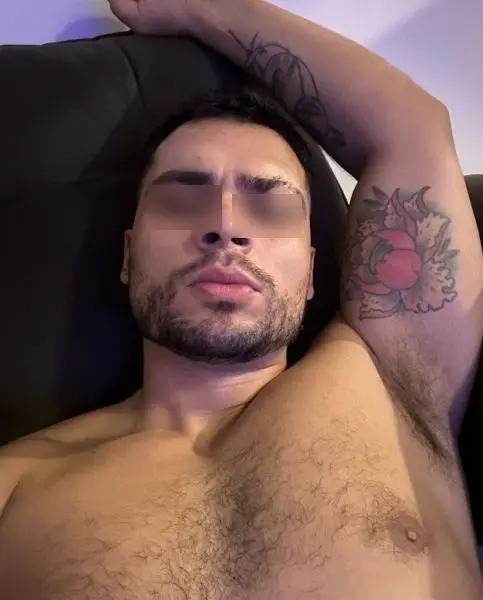 Photo de profil d'un homme adulte