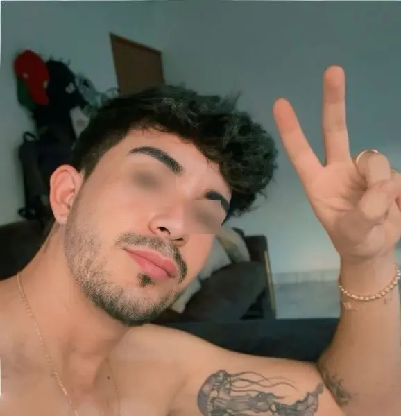 Photo de profil d'un homme adulte